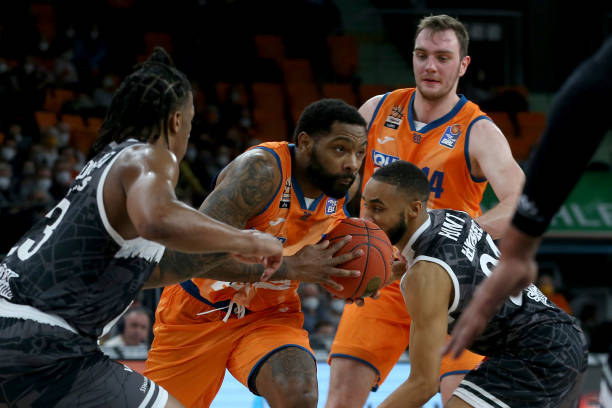 年过三旬的 年过三旬的